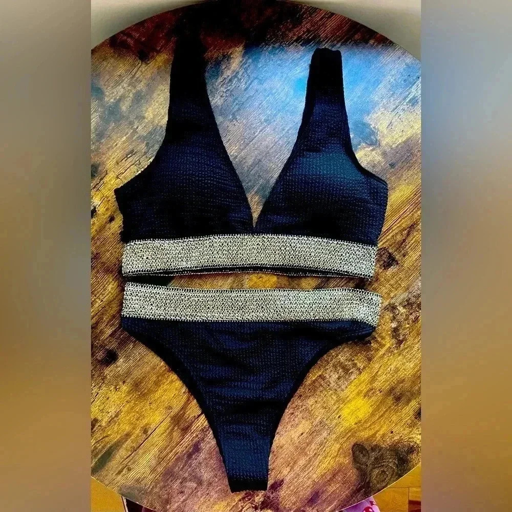 Shein 2 piece bikini set. Size: XL